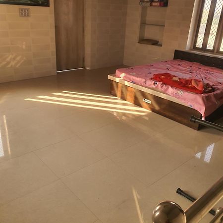 Maa Ambe International Hotel Barmer Buitenkant foto